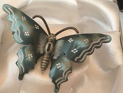 Butterfly pin - enamelled - with metal engraved decoration