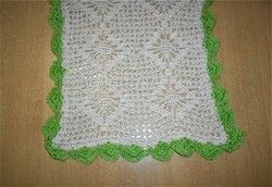 Old hand crocheted centerpiece / table runner. 100 X 25 cm.
