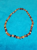 Child's amber necklace (582)