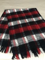 Huge, thick stole with deep blue, red and white checks, 198 x 68 cm