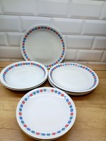 Alföldi porcelán menzamintás kék-piros virágos tányérok
