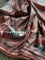 “Avene” pasztell színű virágos vintage elegáns kendő