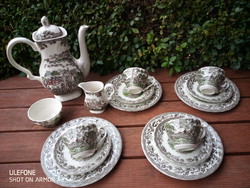 4 személyes,rókavadász jelenetes,angol porcelán kávés/teás készlet eladó!