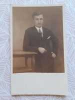 Régi férfi fotó vintage fénykép levelezőlap