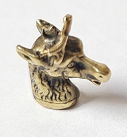 KIÁRÚSÍTÁS!   Bűbájos miniatűr zsiráf fej réz medál