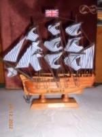 Bounty Hajó modell