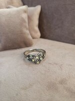 Ezüst Gyűrű Cirkon Kövekkel