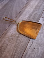 Interesting shaped antique copper shovel (22.5x10.7 cm)