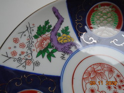 1912-1926 Taisho időszakból IMARI japán tál Prunus és halpikkely mintákkal mélynyomott jelzéssel
