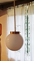 Régi, közepes méretű, fehér, art deco, opál üveg gömb, mennyezeti, függeszték lámpa. 20 cm. ámérő.