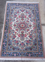 165 x 106  cm kézi csomózású Iráni Kirman plombás perzsa szőnyeg eladó