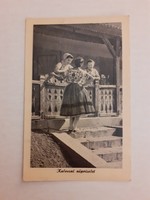 Régi képeslap kalocsai népviselet női fotó levelezőlap hölgyek csoportkép