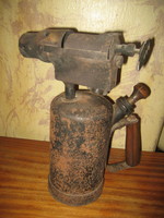 Antique large gasoline lamp
