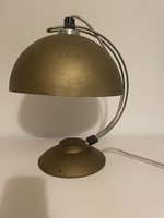 Retro streamline table lamp