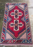 135 x 70 cm kézi csomózású Kars Kazak szőnyeg eladó