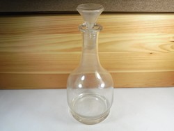 Régi üveg boros üveg palack kiöntő - üveg dugóval