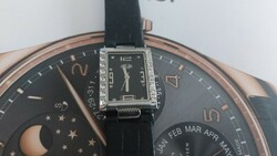 (K) beautiful Swiss ladies steel case watch