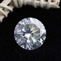 Kékesfehér moissanit labor gyémánt kövek Indiából