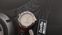 (K) Gyönyörű Zentra quartz kulcstartó óra , zsebóra, , használatlan