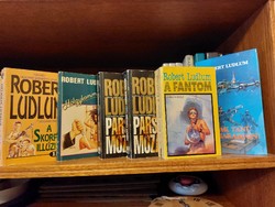 Robert ludlum's 5 novels, - fiction book, novel