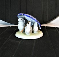 Bunnies with umbrellas - drasche porcelain
