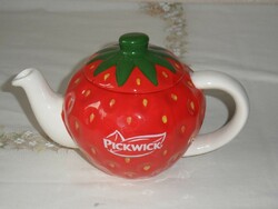 Pickwick porcelain teapot (strawberry)