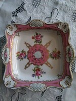 Régi barokk stílusú kézzel festett Hollóházi porcelán asztalközép mélynyomott formaszámmal!