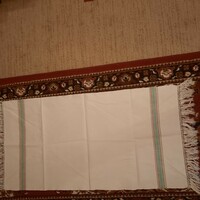 Linen towel with fringes 47 x 105 cm
