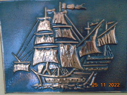 Antik vitorlás hajó,Kolumbusz hajója (?) ,vörös réz domborkép keretezve paszpartuval
