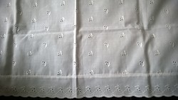 Small snow-white tablecloth, new condition, 78x78 cm