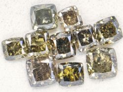 Természetes gyémánt/ bizonyítvánnyal/ Cushon alakú/ 10 darabos csomagban