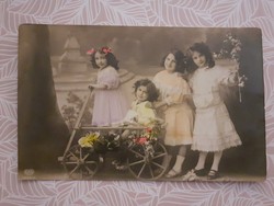 Régi képeslap fotó levelezőlap kislányok