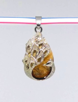 Képjáspis ásvány csepp cabochon, tibeti ezüst páva foglalatú medál F19478