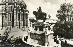 078 --- Running postcard Budapest - statue of St. István