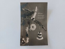 Régi karácsonyi képeslap retro levelezőlap karácsonyfadíszekkel