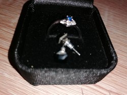 Jelzett Ezüst Zafír Kék Színű Kővel Díszitett Gyűrű+ Ajándék  Kék Köves   Fülbevalóval.
