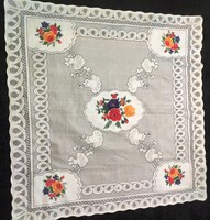 Large machine lace tablecloth 115x115cm