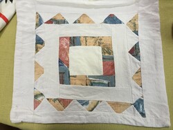 Lenvászon, patchwork díszpárnahuzat, kézi munka, 39 x 35 cm