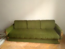 Kényelmes szép mohazöld plüssbársony kanapé vendégágy ágyneműtartós felújítandó, ingyen
