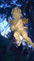 Puttó -angyal-a kertben. Remek megformálás,bájos figura, szobor  27 cm