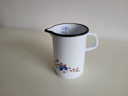 Retro Old Plum Pattern Enamel Kitchen Milk Kettle Pitcher Measure Enamel Measuring Cup Measuring Cup