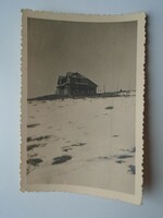 D193042 old photo - gable roof - university shelter 1940k