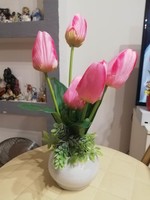 Tulipános asztaldísz-dekoráció