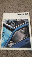 Mazda121 prospektus, katalógus ,retro reklám, old timer, Japan autó,