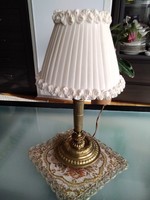 Copper table lamp with a beautiful shade, in the beloved empire style!