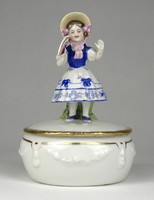 1F482 Antik kislány figurás porcelán bonbonier 12.5 cm
