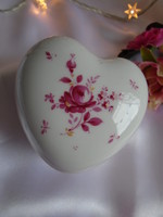 Pink porcelain bon-bonier, ring holder, decorative item.