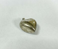 Szív alakú ezüst medál