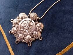 925 ös ezüst lánc nagy buddhista medállal