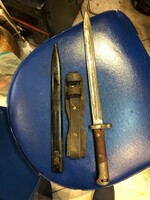 Bayonet, for Mauser, with slipper, sleeve, in good condition, excellent piece for collectors.
